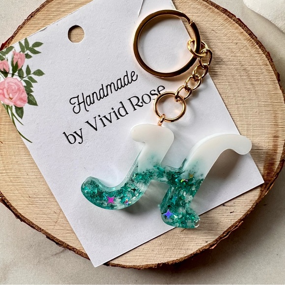 Handmade Initial Keychain | Letter H - Picture 2 of 4